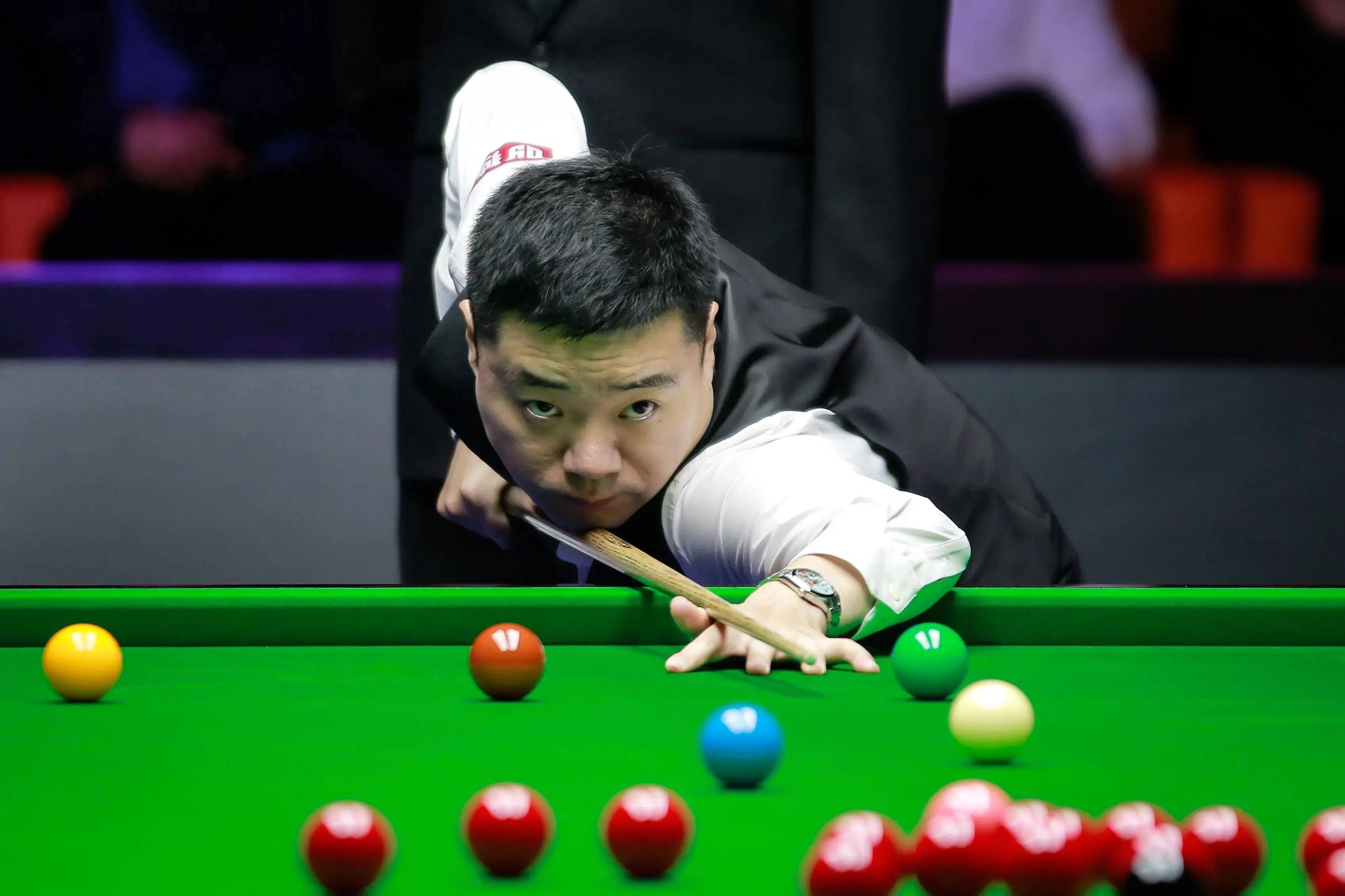 40詹仍联盟第一顶流！美媒晒第55轮季后赛：6数据第一继续刷纪录