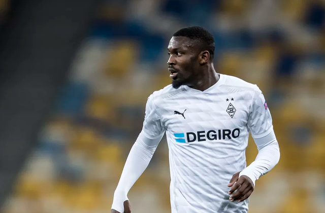 球队防线的 球队防线的